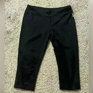 Reebok Girls Cropped Workout Leggings | Activewear | Size XL (16)